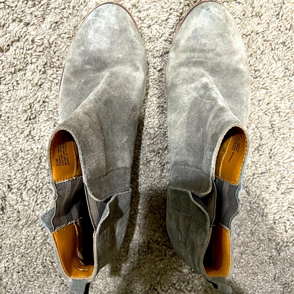 Kork ease boots size 8.5